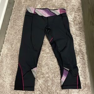 Lululemon yoga pants